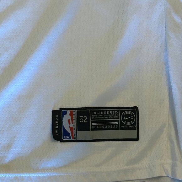 NBA Basketball Los Angeles Lakers LeBron James #23 Jersey Nike Men Size 52 White - Picture 2 of 6